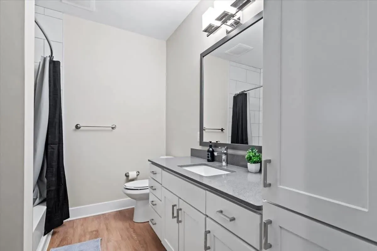 Upscale King 3Br Suite Mins To Uptown 夏洛特
